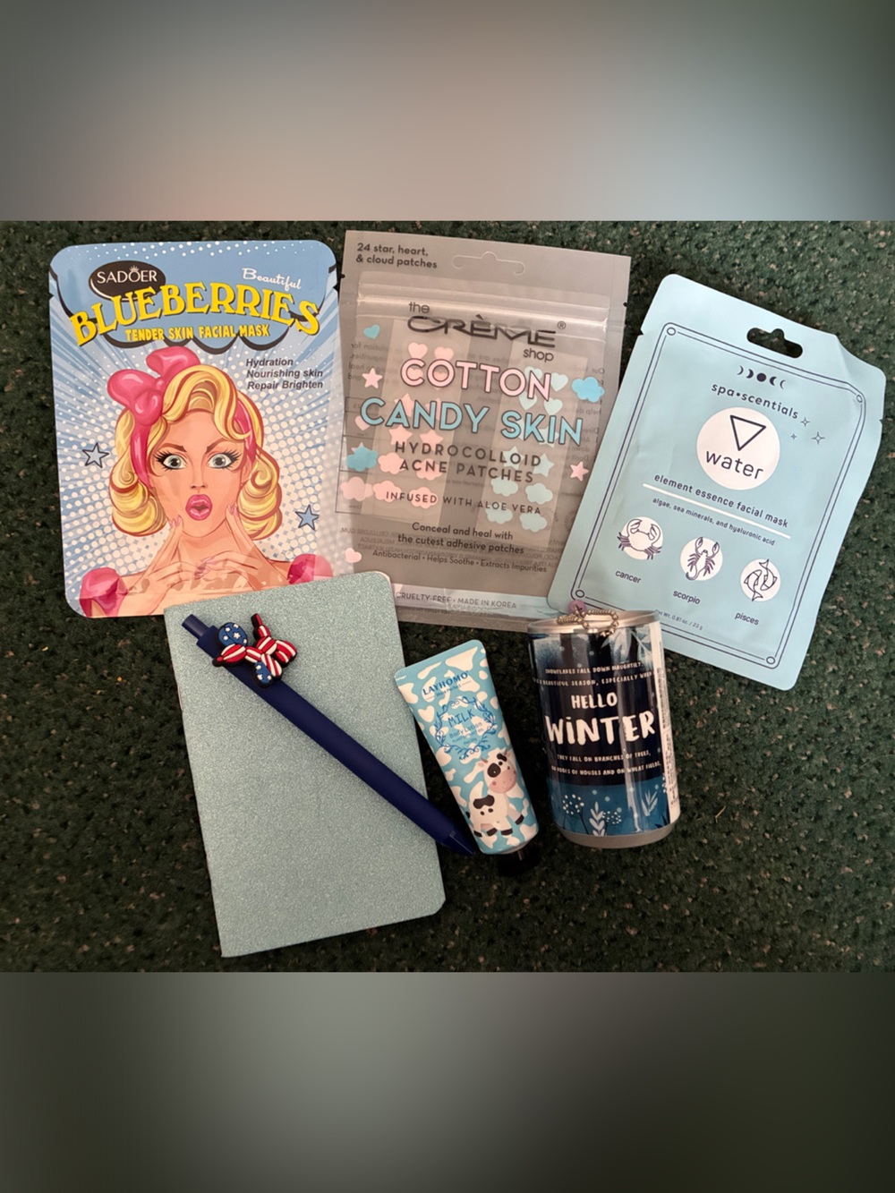 Mixed Women’s Skincare Mask Set – Blue & Pink Facial Masks